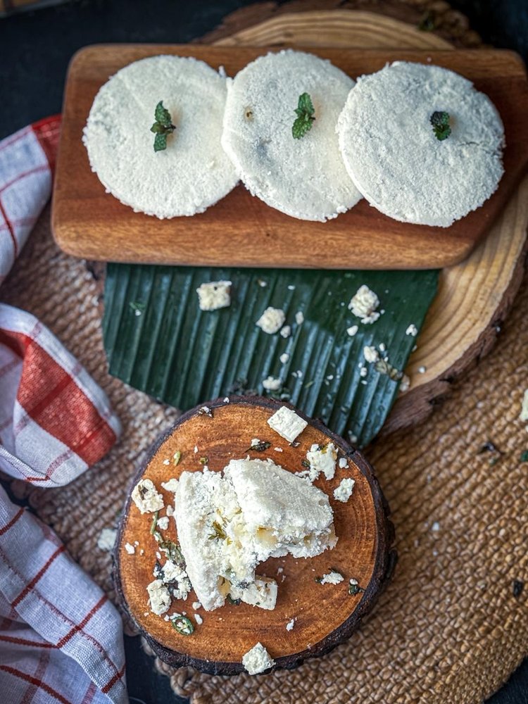 পনির ভাপা পিঠা