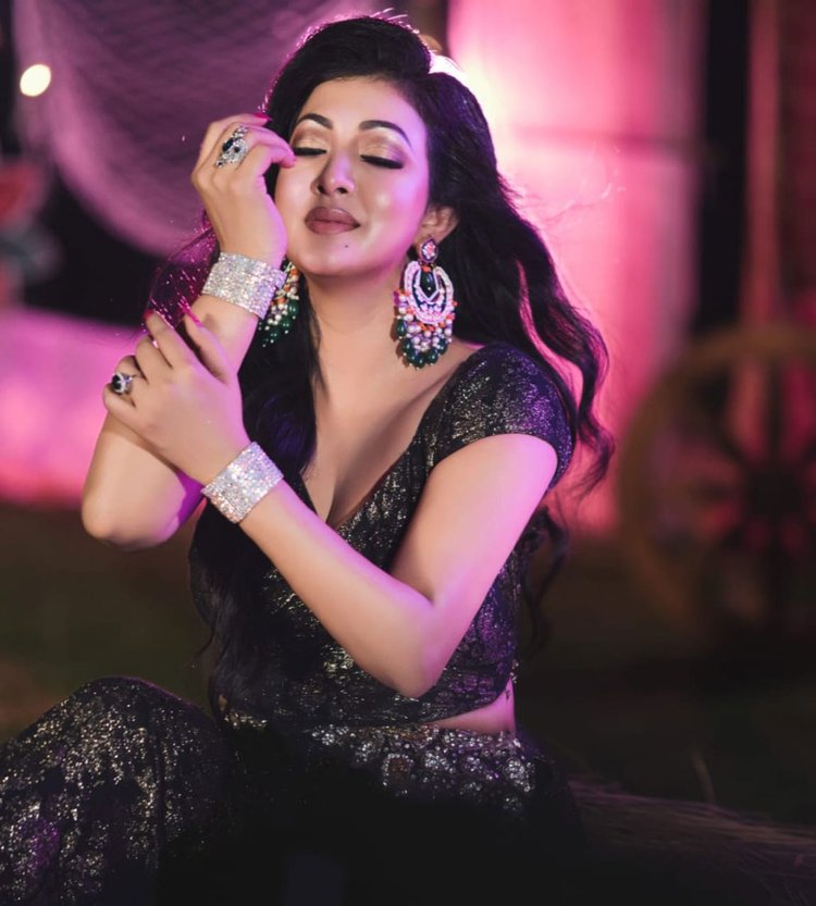 ‘রূপনগরের রানী’ প্রিয়াঙ্কা জামান