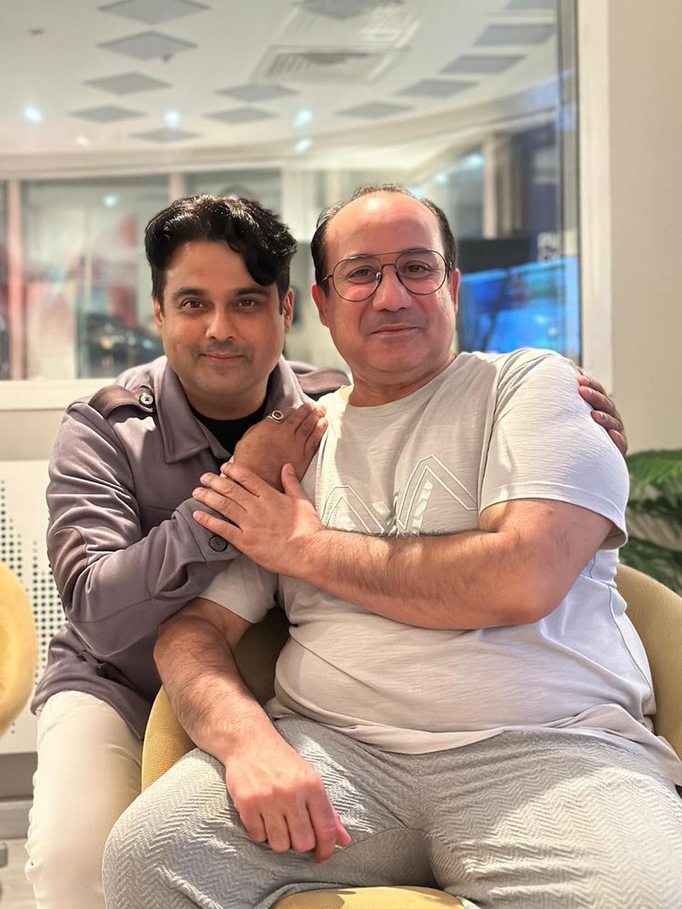 রুবাইয়াতের সঙ্গে বাংলা গান গাইলেন রাহাত ফতেহ আলী খান