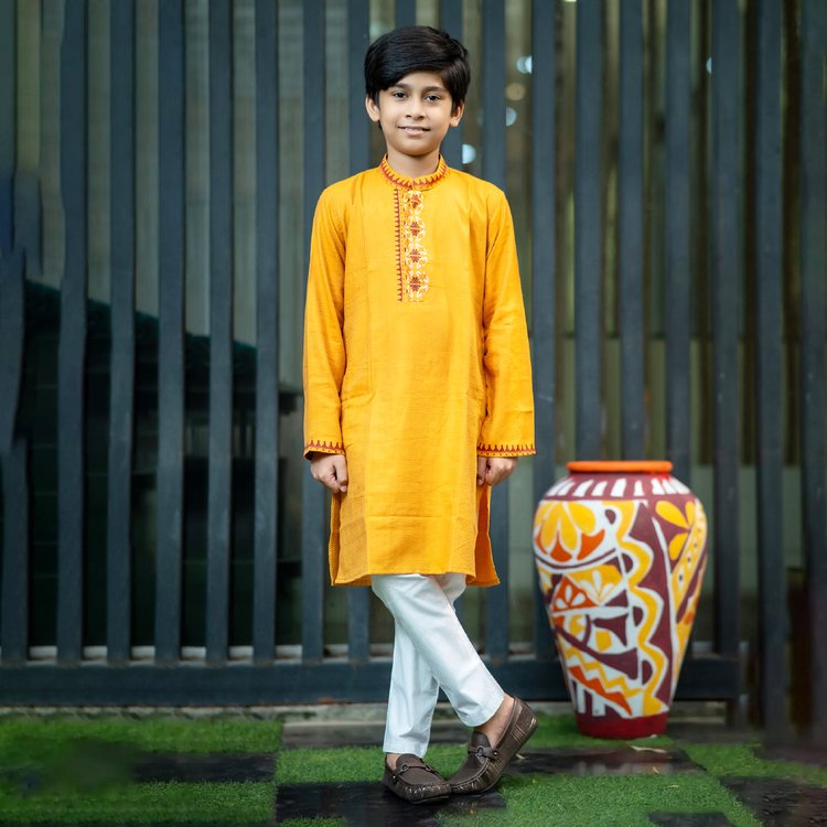 ছবি: রঙ বাংলাদেশ সৌজন্য