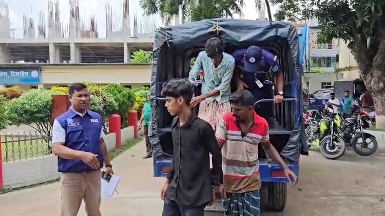 গ্রেপ্তার ব্যক্তিরা। ছবি: সংগৃহীত