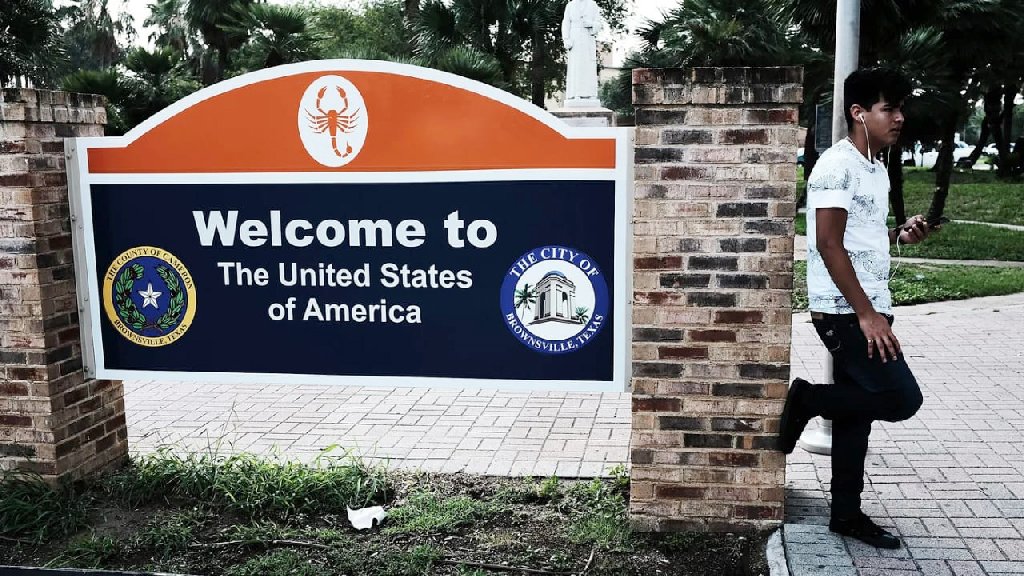 চলতি বছর ৮৫ হাজারের বেশি অভিবাসীর ভিসা বাতিল করেছে ট্রাম্প প্রশাসন