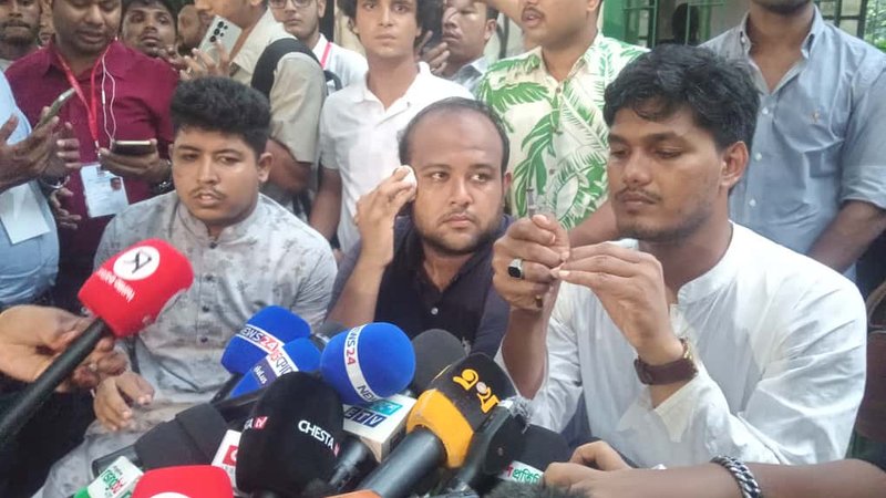 জরুরি সংবাদ সম্মেলনে ছাত্রদল