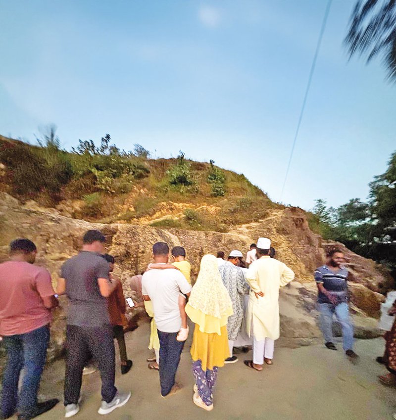 আগুন-পাহাড়-(10)