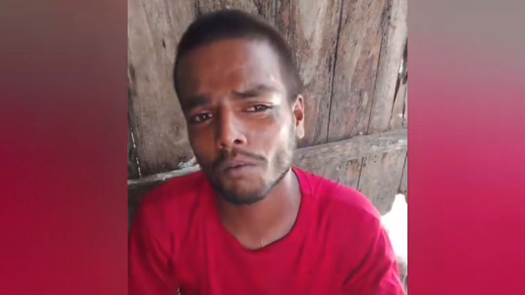 বাংলা বলায় আধার কার্ডধারী ভারতীয় যুবককে পাঠানো হলো বাংলাদেশে