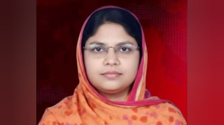 স্কুলশিক্ষক আয়শা খাতুন। ছবি: সংগৃহীত