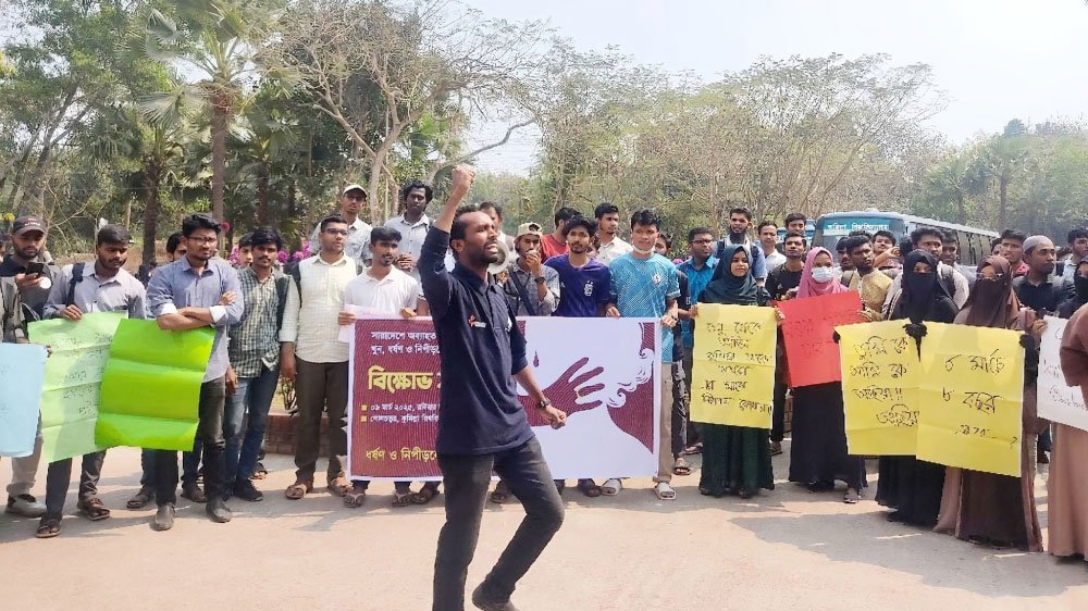 নিরাপত্তা নেই শিশুর, ৮ বছরে ধর্ষণের শিকার প্রায় ৫ হাজার