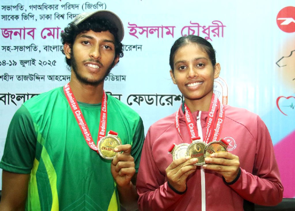 হ্যাটট্রিক চ্যাম্পিয়ন সোয়াদ, ব্যাডমিন্টনে নতুন রানি নাছিমা