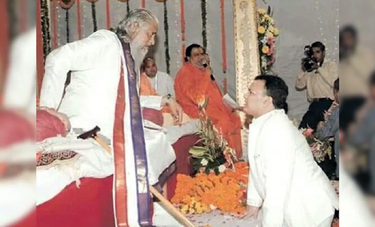 এক রহস্যময় ধর্মগুরুর যোগসূত্র পেয়েছে পুলিশ। ছবি: সংগৃহীত