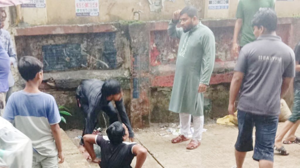 চট্টগ্রাম নগরে আবার নালায় পড়ে শিশুর মৃত্যু