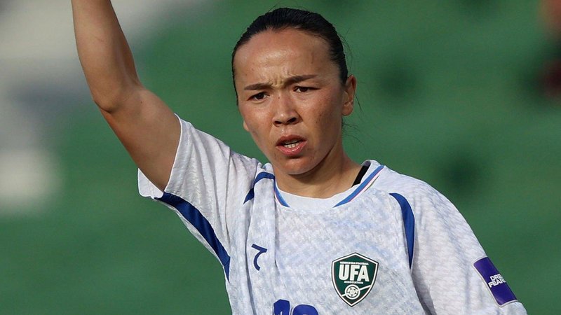 এগিয়ে গেল উজবেকিস্তান