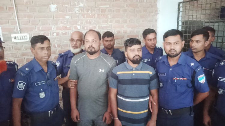 চুয়াডাঙ্গায় হত্যা মামলায় ফাঁসির দণ্ড পাওয়া আসামি। ছবি: আজকের পত্রিকা