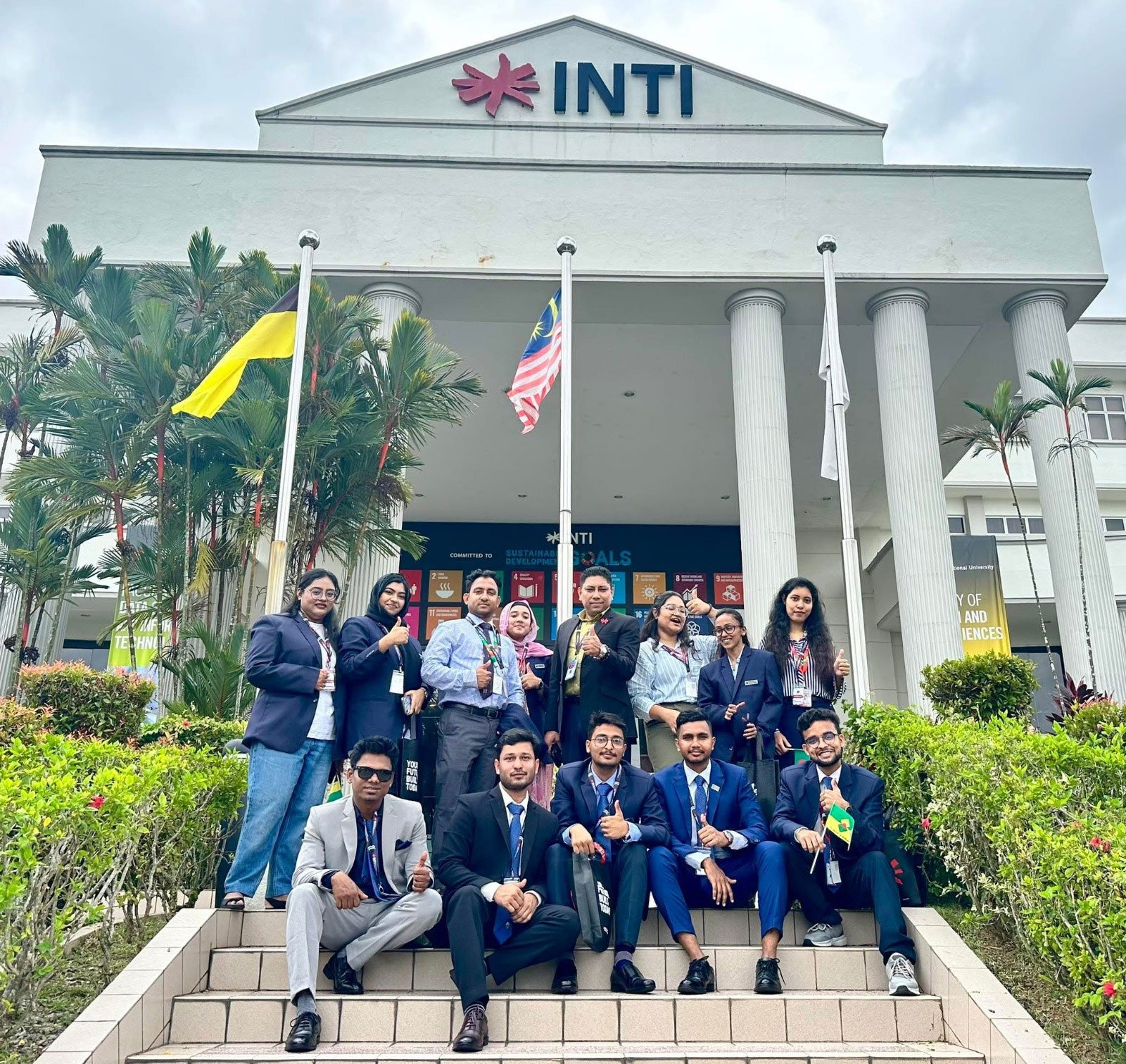 মালয়েশিয়ায় স্টেট ইউনিভার্সিটির ১১ শিক্ষার্থীর স্টুডেন্ট আউটবাউন্ড প্রোগ্রাম শুরু হয়েছে