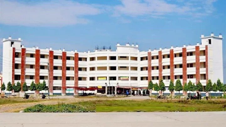 জুলাই আন্দোলনে সহিংসতা: ৯ মাস পর ছাত্র-শিক্ষকসহ ১৭১ জনের বিরুদ্ধে মামলা বেরোবির