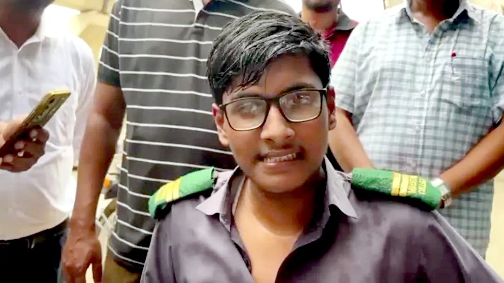 ‘চোখের সামনেই মারা গেল আমার সবচেয়ে কাছের বন্ধু’