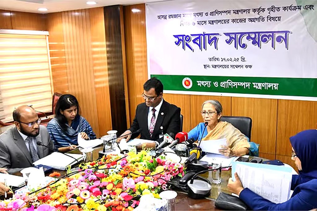 রোজায় গরুর মাংস ৬৫০ ও মুরগি ২৫০ টাকায় বিক্রি করবে প্রাণিসম্পদ মন্ত্রণালয়