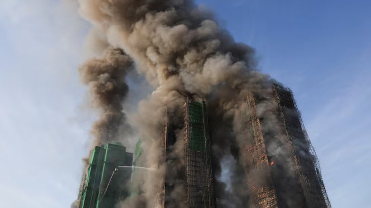 হাউজিং কমপ্লেক্সটি একাধিক ৩১ তলা ভবনের আটটি ব্লক নিয়ে গঠিত বলে জানা গেছে। ছবি: রয়টার্সের সৌজন্যে