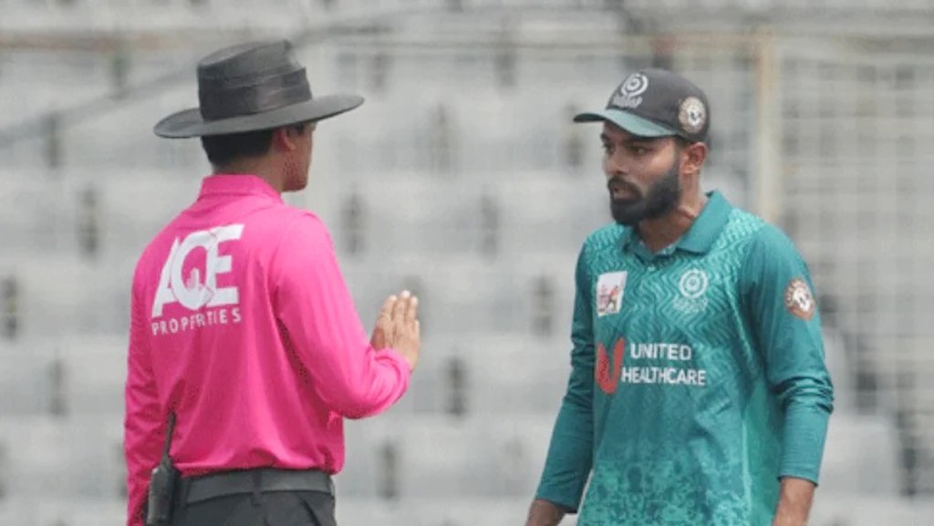 হৃদয়কাণ্ডে একে অন্যের ঘাড়ে দোষ চাপাচ্ছেন বিসিবির পরিচালকেরা