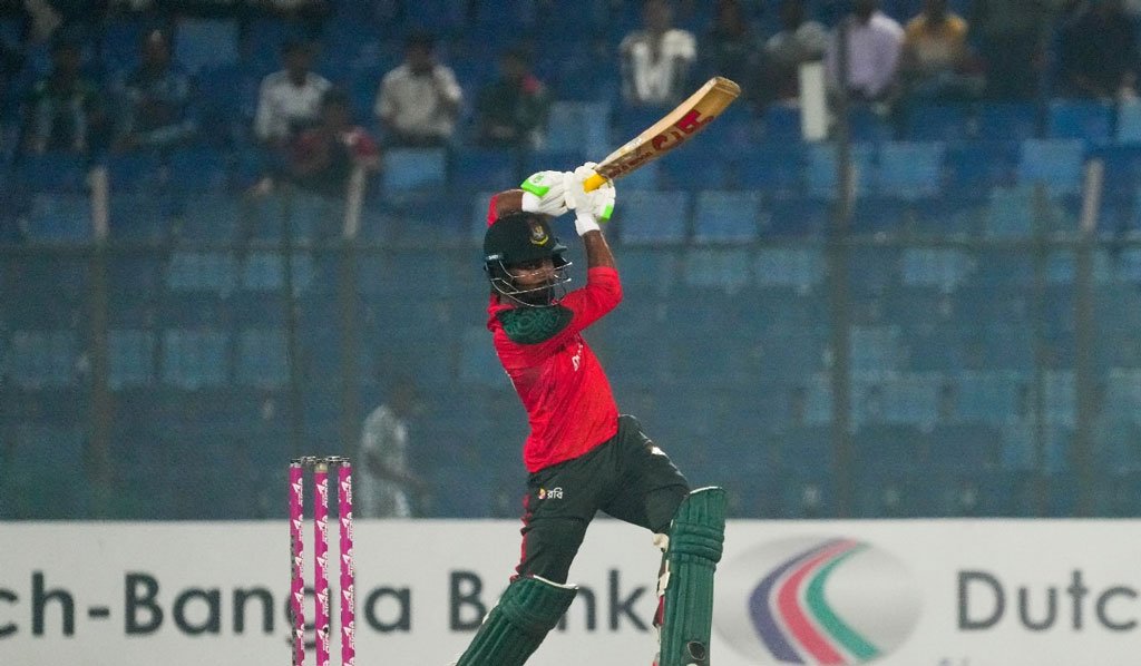 দল হারলেও লিটনের খুশির কারণ কী