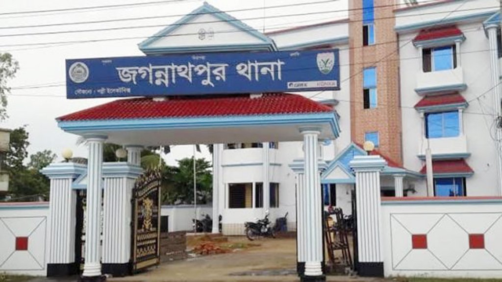 চাঁদাবাজি নিয়ে ব্যবসায়ী ও জমিয়ত নেতার পাল্টাপাল্টি অভিযোগ