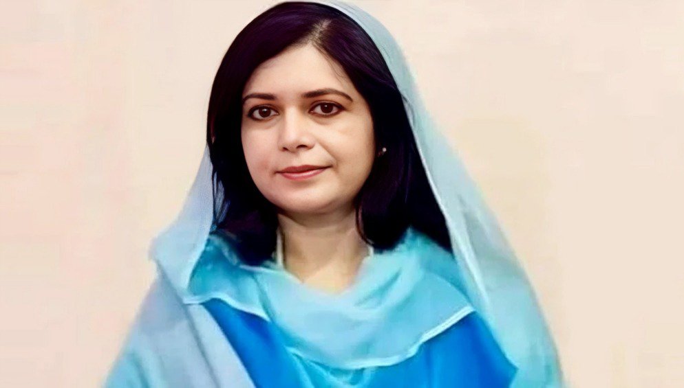 ১৭ বছর পর মাহবুব ভবনে জোবাইদা