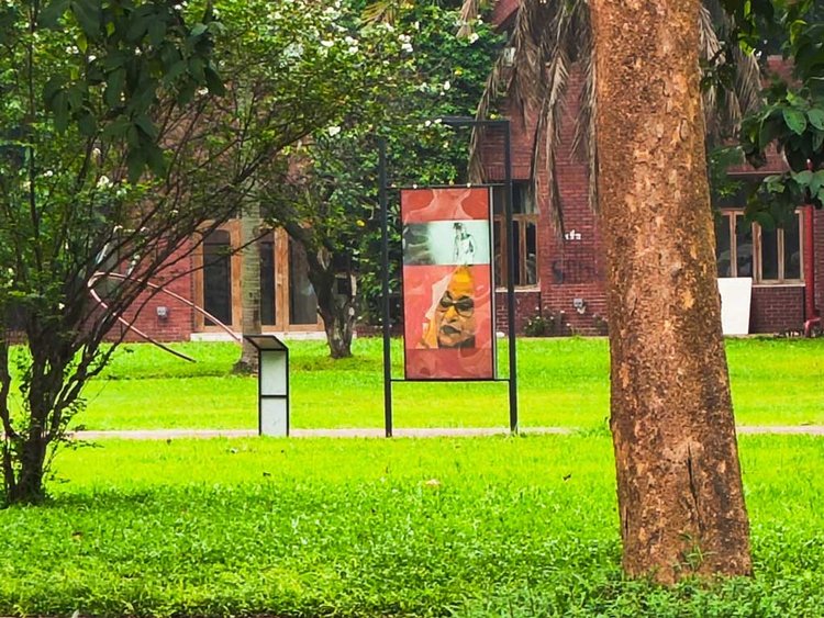 জুলাই গণ-অভ্যুত্থান স্মৃতি জাদুঘরের প্রাঙ্গণ। ছবি: আজকের পত্রিকা