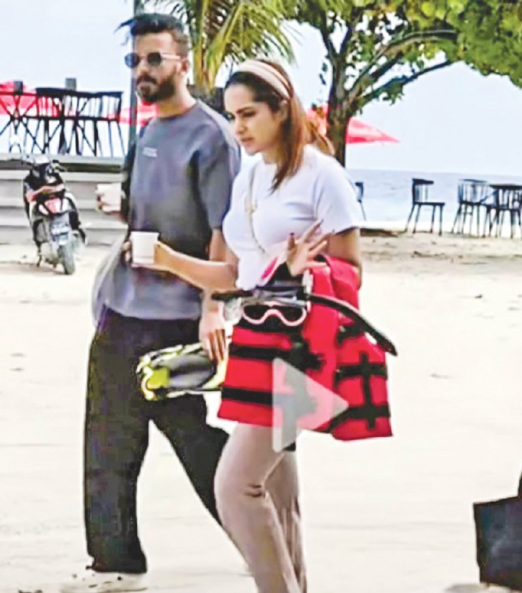 সোশ্যাল মিডিয়ায় ছড়িয়ে পড়া ভিডিওর দৃশ্য