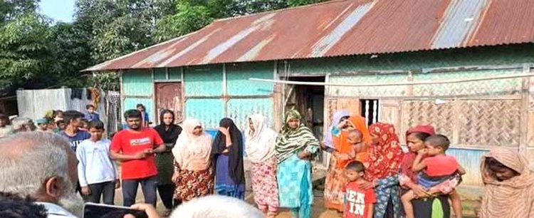 খাগড়াছড়ি সীমান্ত দিয়ে ভারত থেকে ৬৬ জনের অনুপ্রবেশের চেষ্টা। ছবি: আজকের পত্রিকা