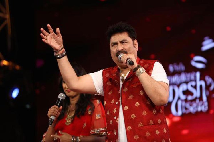 ভারতের জনপ্রিয় সংগীতশিল্পী কুমার শানু। ছবি: সংগৃহীত