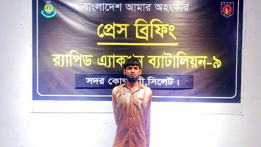 চলন্ত বাসে ধর্ষণ: হেলপার লিটন গ্রেপ্তার
