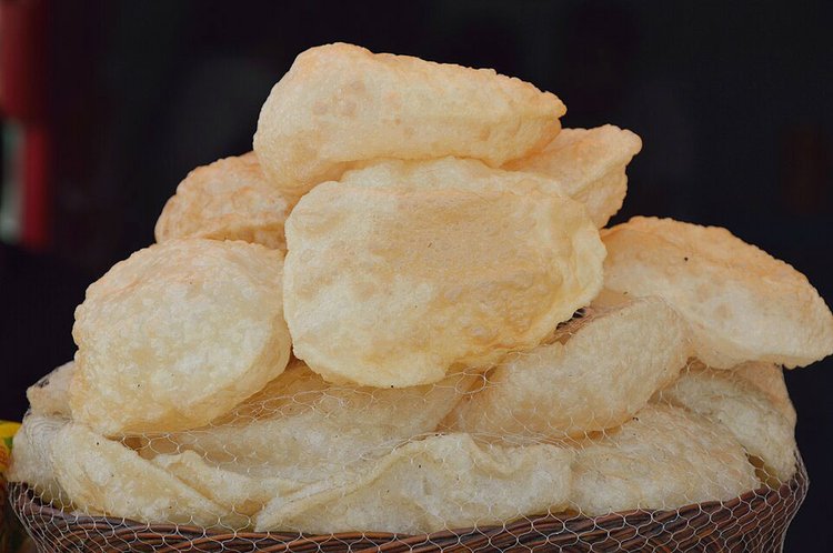 লুচি, বাংলাদেশ। ছবি: উইকিপিডিয়া