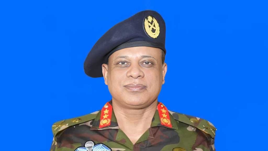 স্ত্রীসহ ডিজিএফআইয়ের সাবেক ডিজি হামিদুলের দেশত্যাগে নিষেধাজ্ঞা