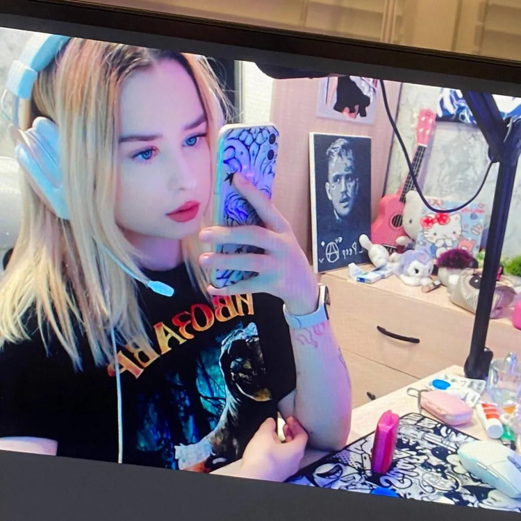 মারিয়া এখন মলিকিউলের মতো ওজন কমানোর ওষুধের বিপক্ষে সচেতনতা তৈরিতে কাজ করছেন। ছবি: টিকটক