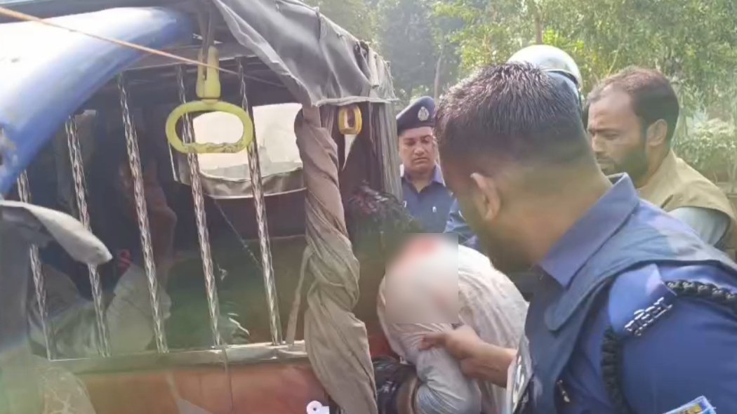 মানিকগঞ্জে ‘তৌহিদি জনতা’র ব্যানারে বাউল আবুল সরকারের ভক্তদের ওপর হামলা, আহত ৩