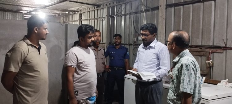 চকো আইসক্রিম ফ্যাক্টরিকে ভোক্তা অধিকার অধিদপ্তরের জরিমানা। ছবি: আজকের পত্রিকা