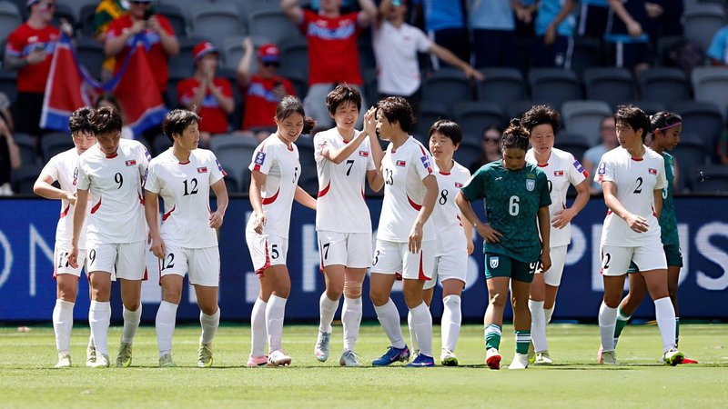 দুই গোল হজম করে বিরতিতে বাংলাদেশ