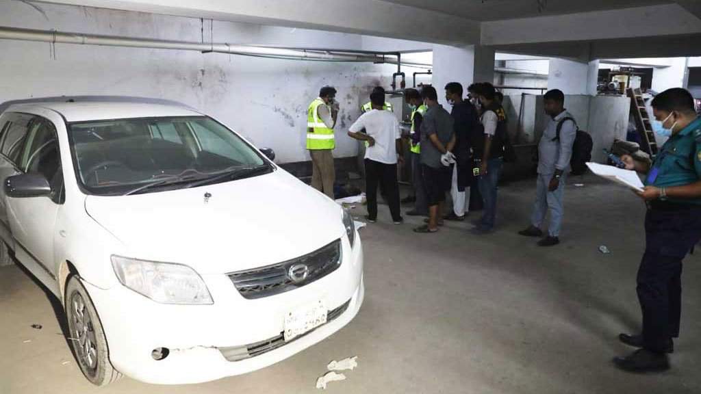 মৌচাকে গাড়িতে লাশ: ২৫ লাখ টাকায় যুক্তরাষ্ট্রের কথা বলে জাকিরকে শ্রীলঙ্কায় নিয়েছিল দালাল