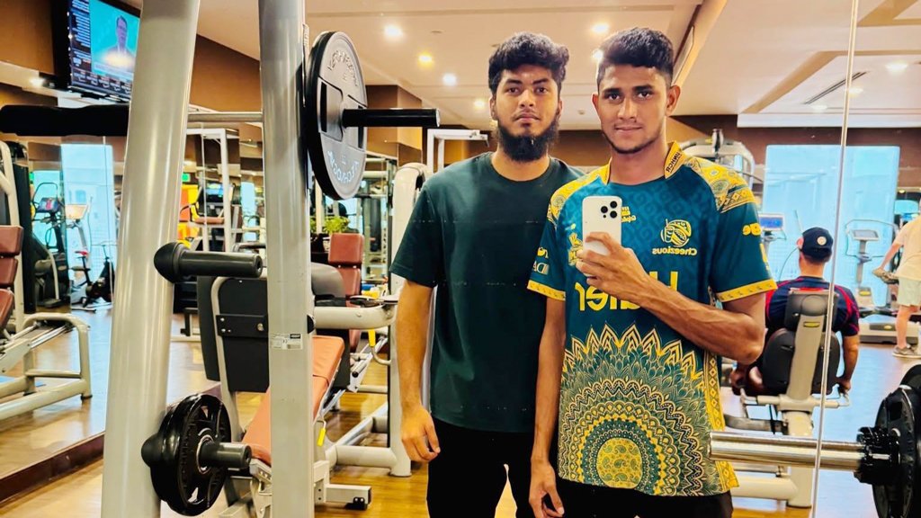 রাতেই পাকিস্তান থেকে দুবাই যাচ্ছেন রিশাদ-নাহিদরা