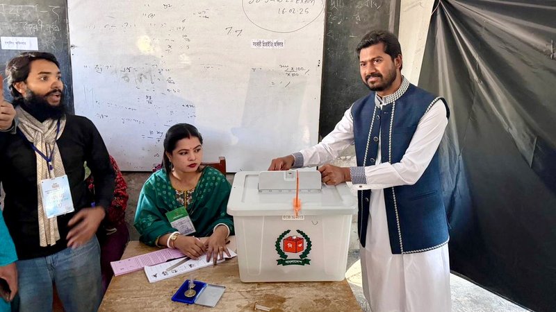 ৩৩ বছর বয়সে প্রথম ভোট দিলাম: নুর