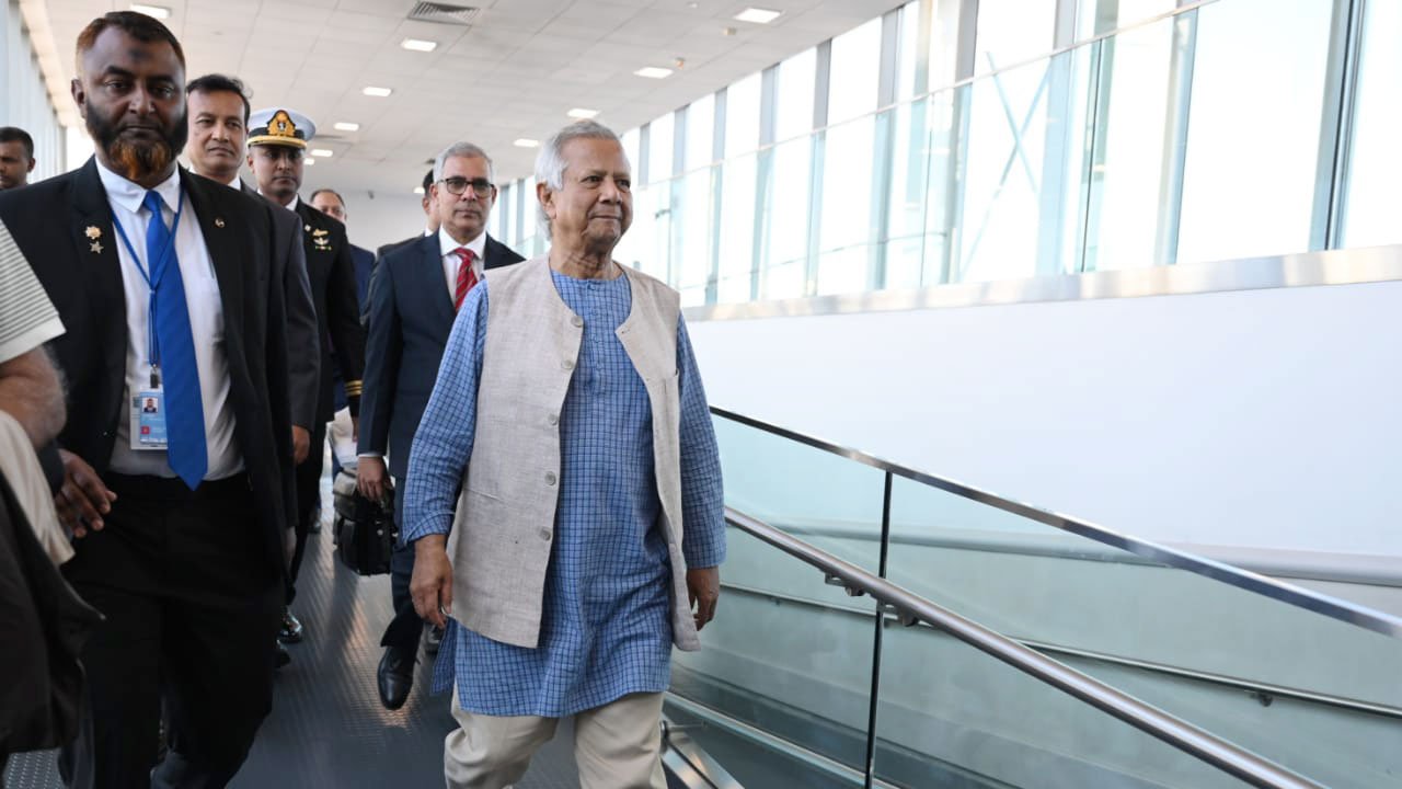 নিউইয়র্কে বিমানবন্দরের ঘটনার পর ড. ইউনূস ও সফরসঙ্গীদের নিরাপত্তা জোরদার