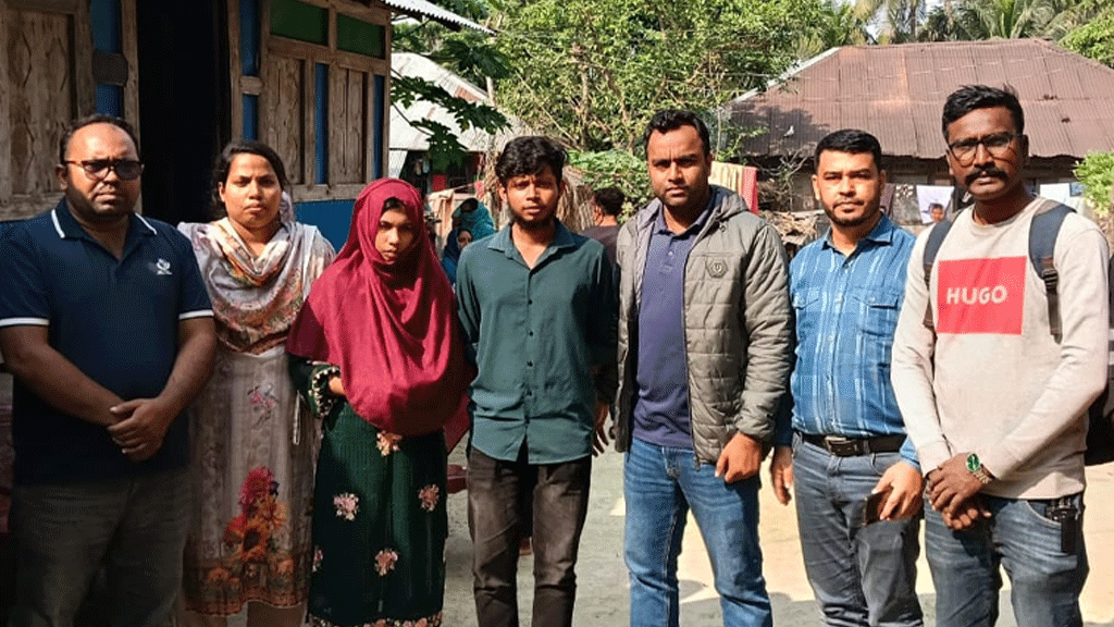 বাসা থেকে জিনিসপত্র চুরির সময় ধস্তাধস্তিকালে মা-মেয়েকে খুন করেন আয়েশা: পুলিশ