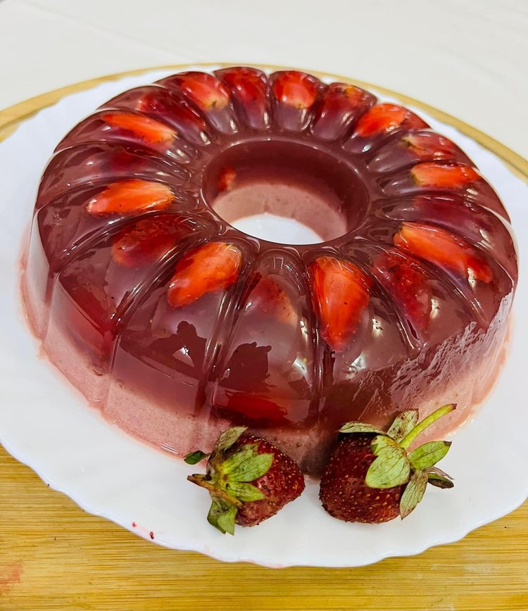 স্ট্রবেরির লাল পুডিং