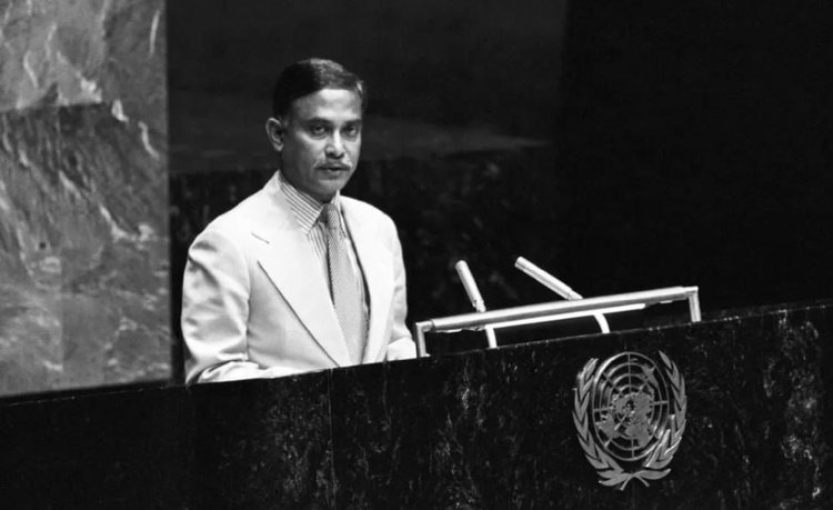 ১৯৮০ সালের ২৬ আগস্ট জাতিসংঘ সাধারণ পরিষদে ভাষণ দেন শহীদ রাষ্ট্রপতি জিয়াউর রহমান। ছবি: সংগৃহীত