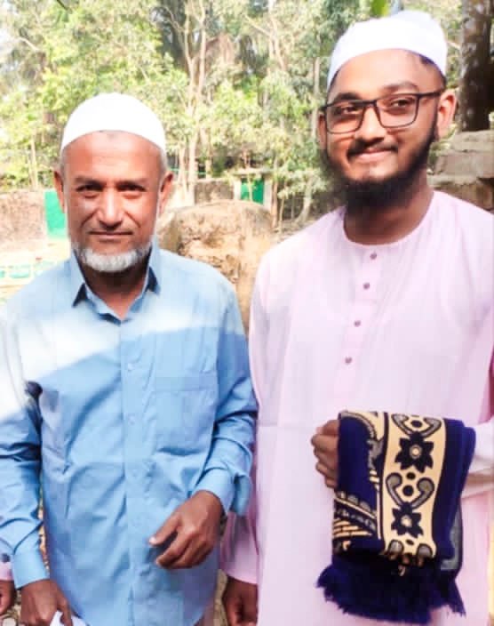 বাবার সঙ্গে মুহিবুল হাসান রাফি