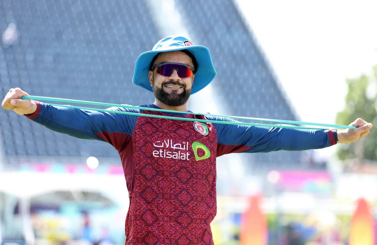 পাকিস্তান-আফগানিস্তান ম্যাচে ‘উচ্ছৃঙ্খল’ দর্শকদের বিশেষ বার্তা দিলেন রশিদ