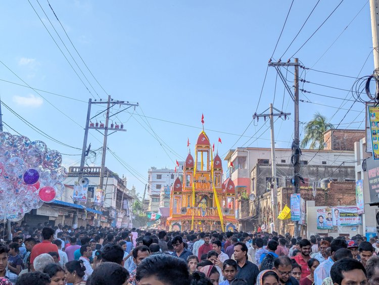 ঢাকার ধামরাইয়ে রথযাত্রা উৎসব। ছবি: আজকের পত্রিকা