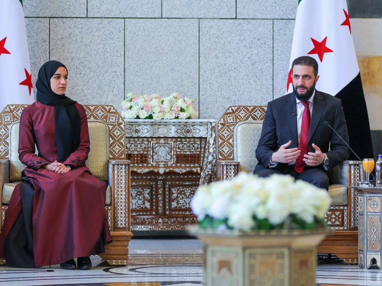 আল–শারা ও তাঁর স্ত্রী লতিফা আল–দ্রৌবি। ছবি: সংগৃহীত