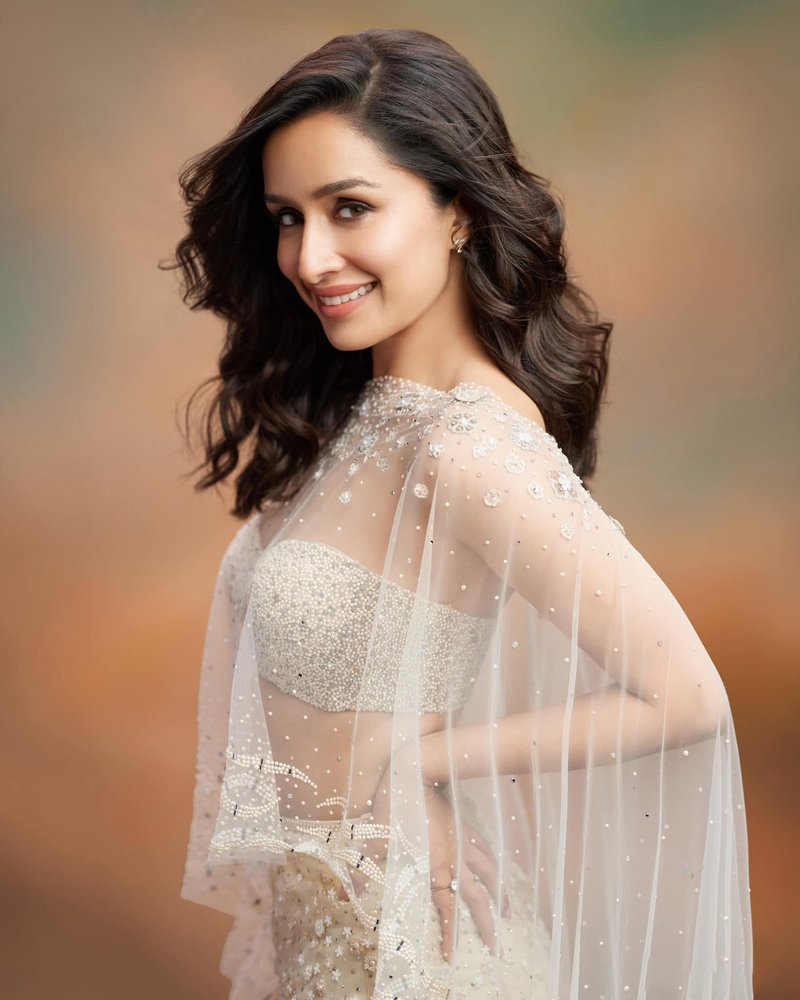 shraddha-২৫