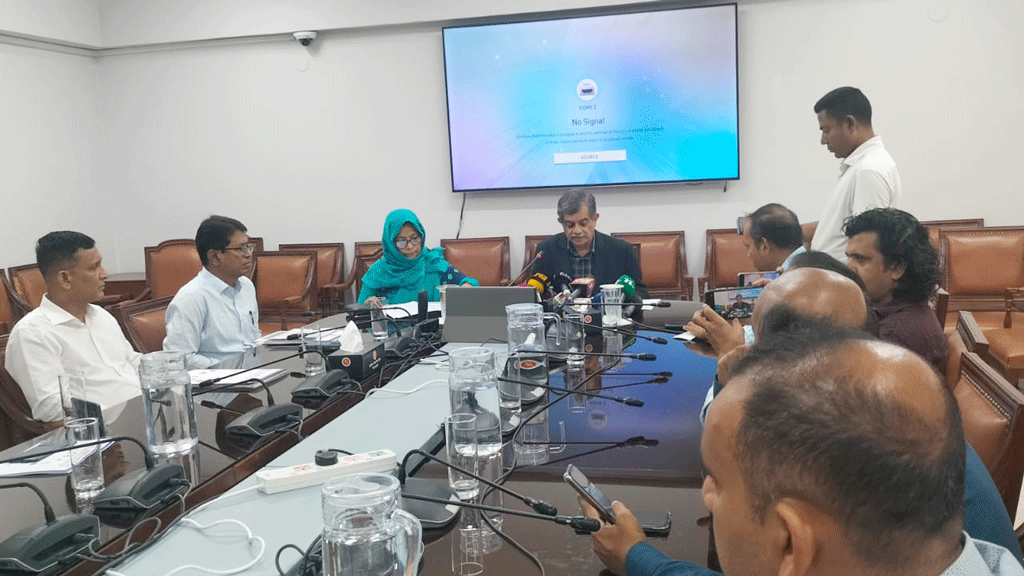শিক্ষকদের বাড়িভাড়া ৫ শতাংশ বাড়ানোর বিষয়টি আলোচনাধীন: শিক্ষা উপদেষ্টা