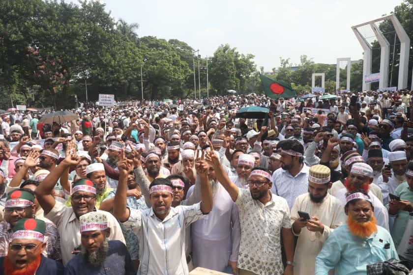 ৫ শতাংশ বাড়িভাড়া ভাতা প্রত্যাখ্যান, আন্দোলন চালিয়ে যাওয়ার ঘোষণা শিক্ষকদের
